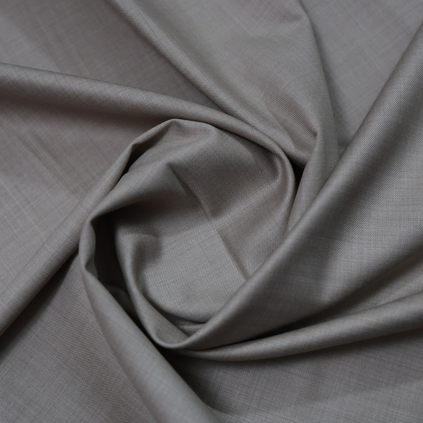 J HAMPSTEAD WOOL BLENDED BEIGE SELF SUITING