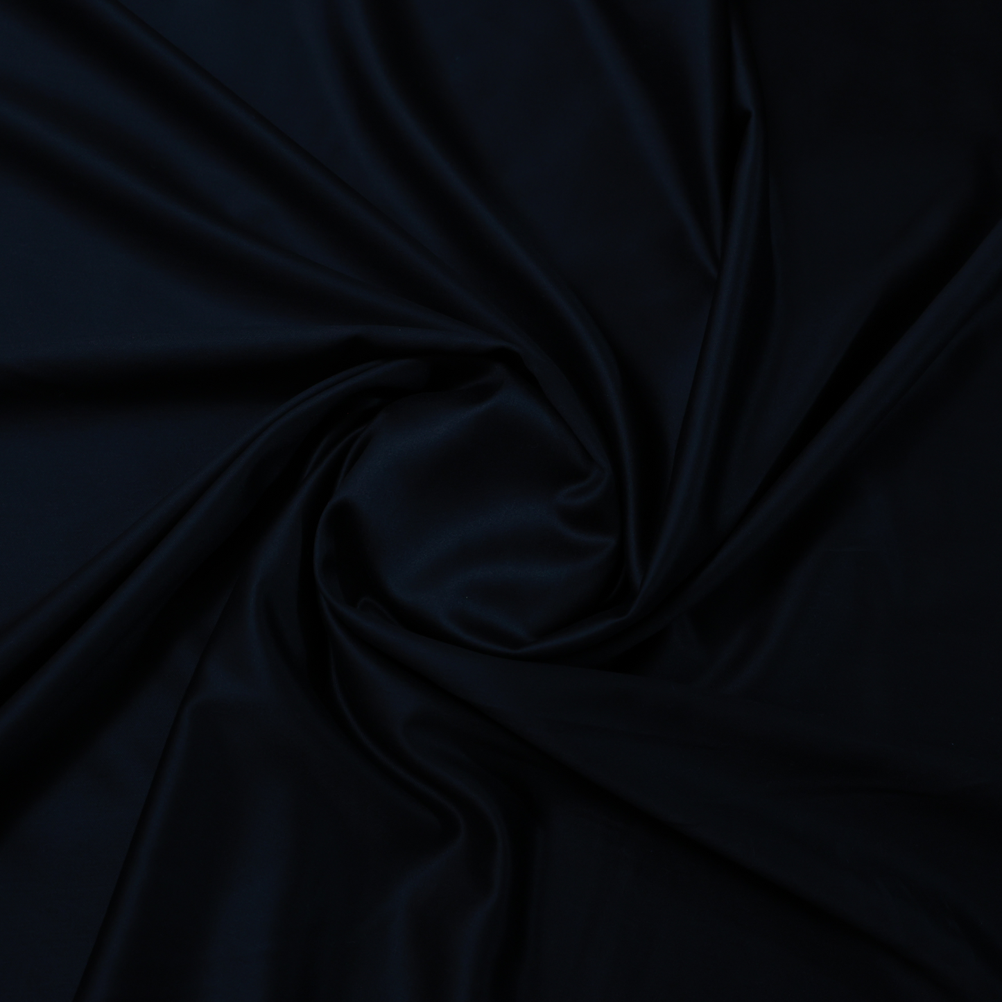 ABSOLUTO BLACK SUITING