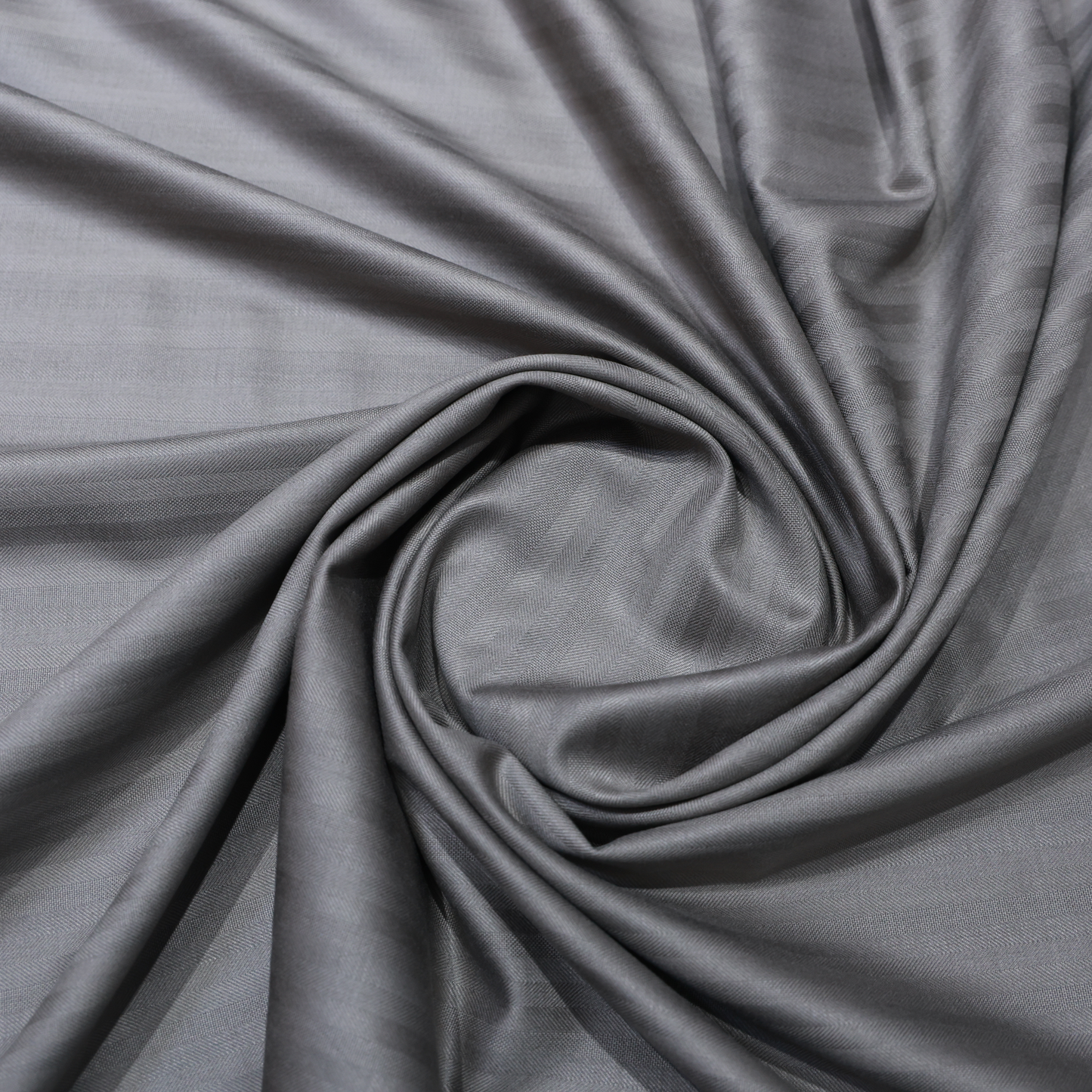 D&J BEIGE STRIPED SUITING