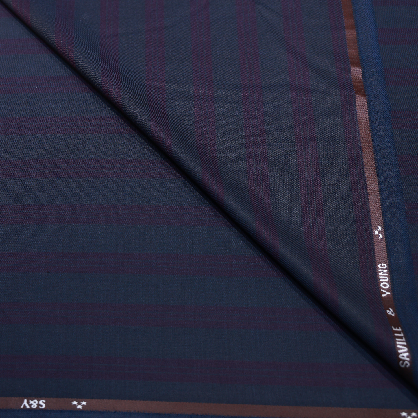 SAVILLE & YOUNG WOOL BLENDED GREY TRIPED SUITING