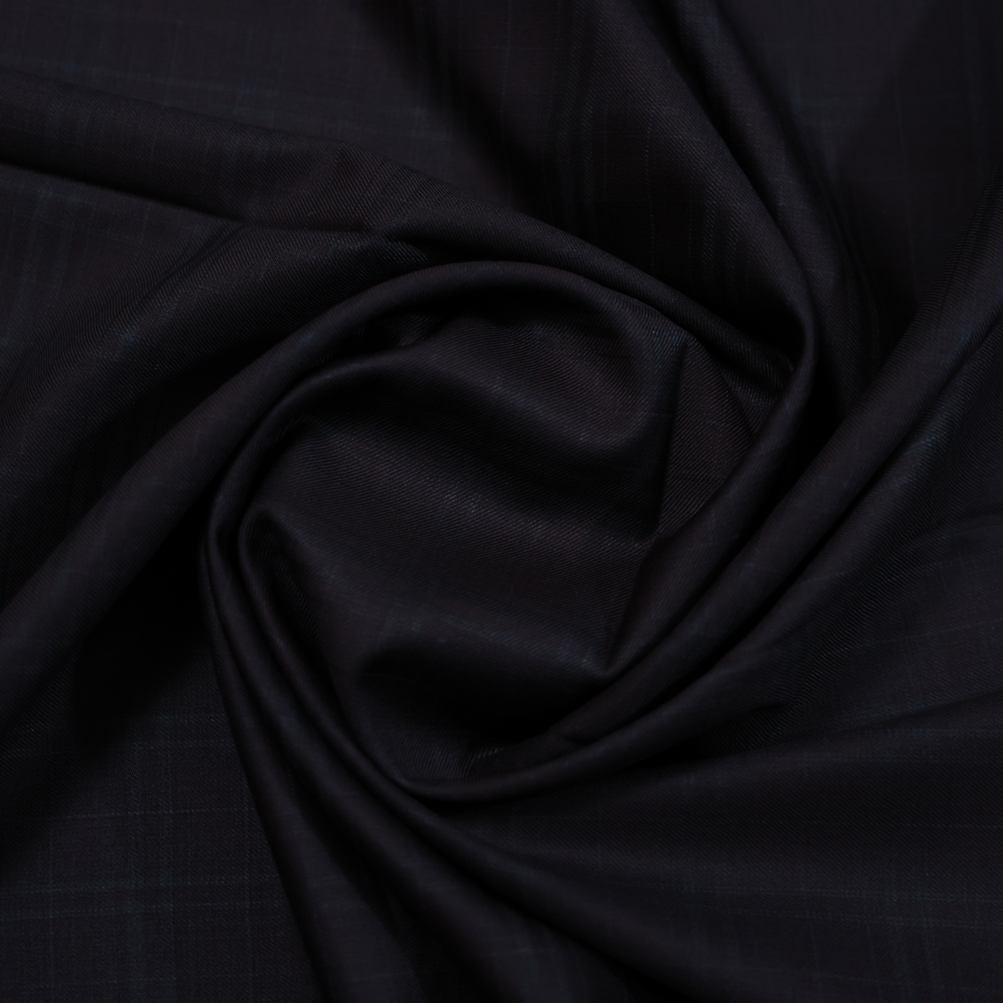 J HAMPSTEAD WOOL BLENDED WINE CHECKS SUITING